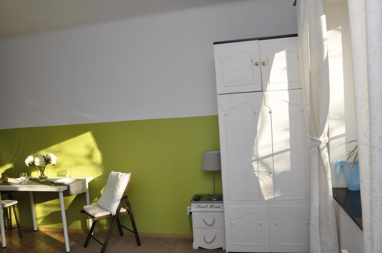 Prudentia Apartments Anin Economy Varşovia Exterior foto